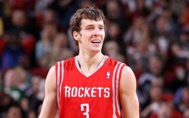 齐沃：我考虑的是队内球员而不是转会市场；满意迪乌夫的表现